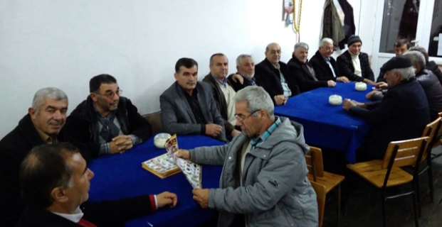 AK Partililer köy köy geziyor