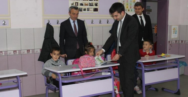 Çifçi, Hacıhamza’daki okulları inceledi