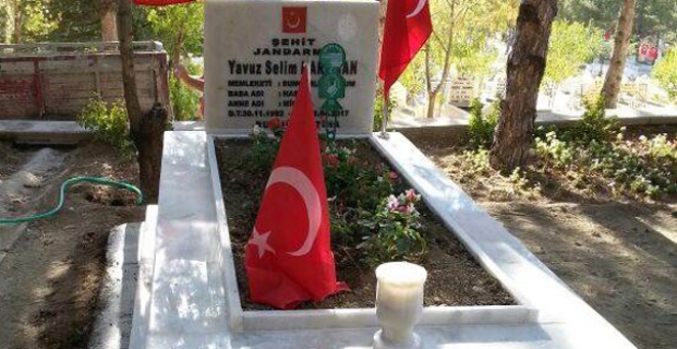 Şehit mezarlarına bakım