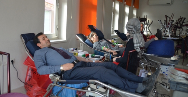 Kızılay Kargı'da 47 ünite kan topladı