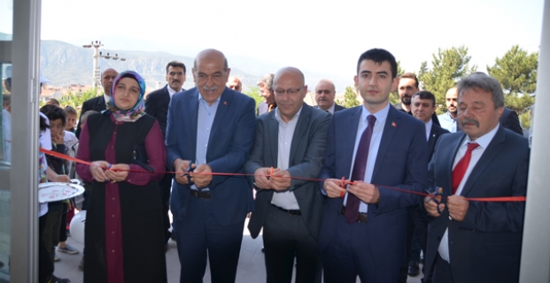 Cumhuriyet YBO’da Bilim Fuarı