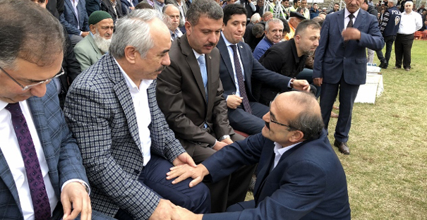 Başkan Şen, Bakan Ersoy'u Kargı Panayıra davet etti