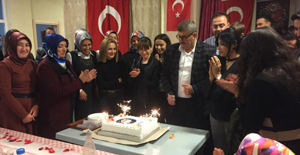 Atatürk İlkokulu'nda Öğretmenler Günü kutlaması