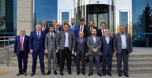 Özdemir İlçe başkanları toplantısına katıldı