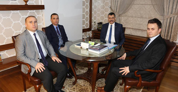 Kaymakam Taş'tan Vali Çiftçi'ye kutlama