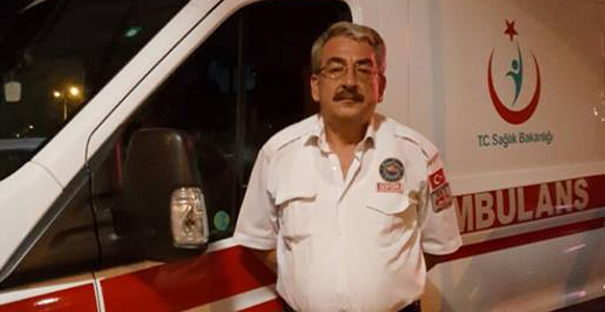 Ambulans şoförü hayatını kaybetti
