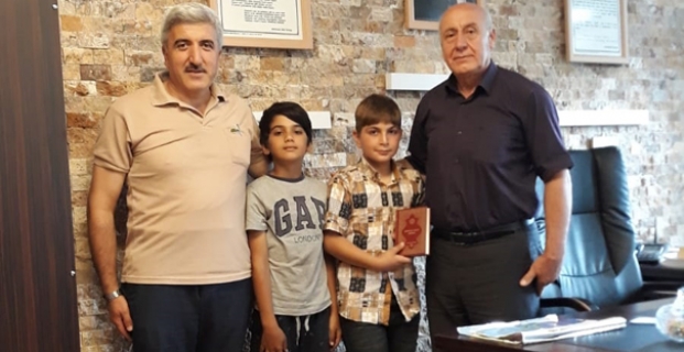 İmam Hatip Orta Okulu’na yoğun ilgi var