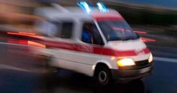 Motosikletten düştüler