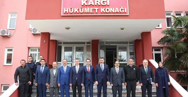 Vali Çiftçi, Avşar yolunda incelemelerde bulundu