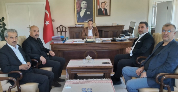 Kaymakam Uyar'ı ziyaret ettiler