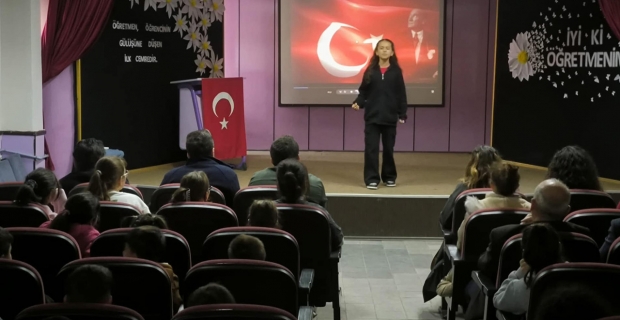 Minik yüreklerde büyük coşku! İstiklâl Marşını güzel okuma yarışması düzenlendi