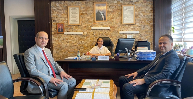 Kargı'da Atatürk İlkokulu Öğrencisi, İlçe Milli Eğitim Müdürünü temsil etti
