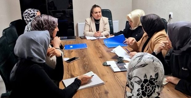 AK kadınlarda değerlendirme toplantısı