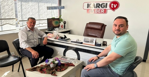Başkan Hamit Dereli’den Kargı Gazetesine ziyaret