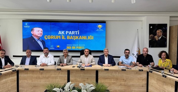 Demiral, ilçe başkanları toplantısına katıldı