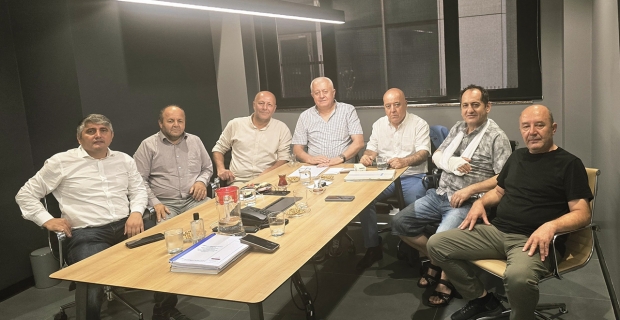 Kemal Dümenci’den KARDEF ziyareti