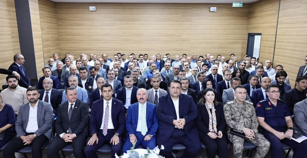 Kargı’da önemli buluşma: Vali Ali Çalgan muhtarlarla bir araya geldi