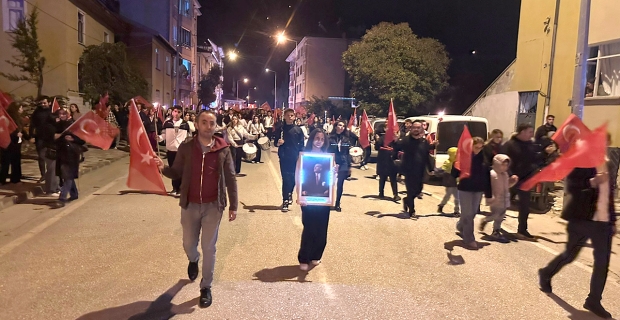 Kargı'da fener alayı yürüyüşü gerçekleştirildi