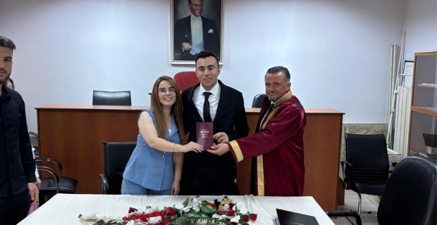 Aynur ve Mustafa Can Cunedioğlu çiftinin nikahını Başkan Dereli kıydı