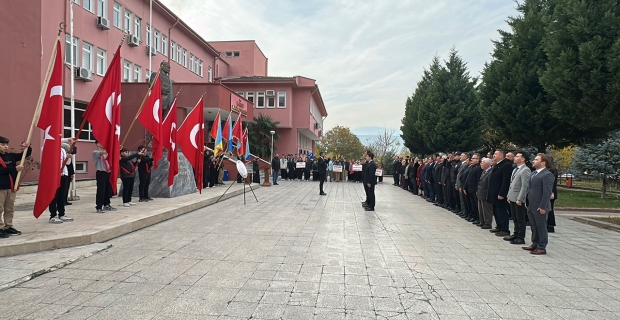 Kargı'da Öğretmenler Günü törenle kutlandı