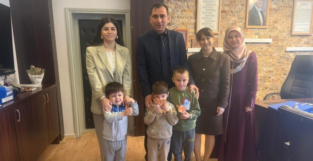 Kargı İlçe Milli Eğitim Müdürü Murat Peker, Özel Eğitim Sınıfı öğrencilerini makamında ağırladı