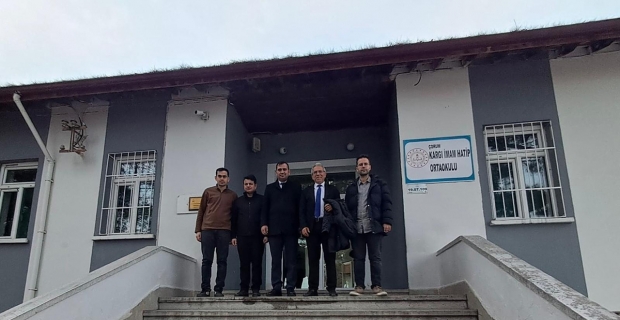 Yeni Okul Müdürüne hayırlı olsun ziyaretinde bulundular