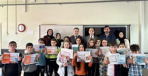 Milli Eğitim Müdürü Uluçay karne dağıtım törenine katıldı