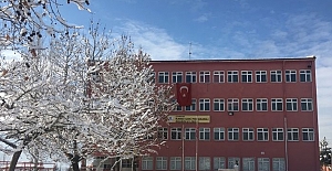 Veliler Ç.P.A. Lisesi için tedirgin