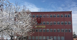 Deprem riski taşıyan Ç.P.A. Lisesi taşındı
