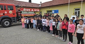 bÖğrenciler orman yangınlarına karşı.../b