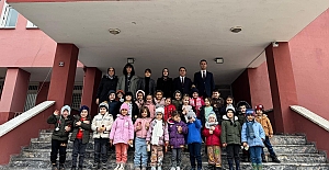Minik öğrenciler meslek tanıtımı etkinlikleri kapsamında Kargı Adliyesinin konuğu oldu
