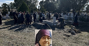 Altınları için canice öldürülen yaşlı kadın, toprağa verildi