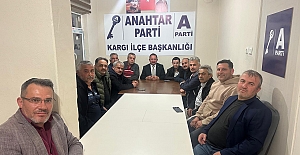 Anahtar Parti Kargı İlçe Teşkilatı yeni parti binasında ilk toplantısını yaptı