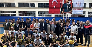 Sporla Bütünleşen Kargı Halkı, Voleybol Turnuvasında Buluştu