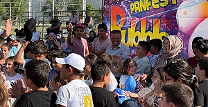Karnelerini alıp şenliğe koştular! Kargı’da öğrencilere tatil hediyesi