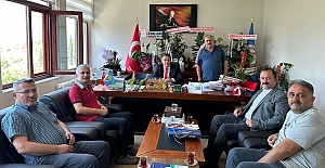 Anahtar Parti’den Orman Müdürlüğü’ne kutlama ziyareti