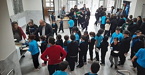 Cumhuriyet İlkokulu ve Ortaokulu’ndan Filistin’e destek kermesi