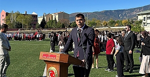 Kaymakam Akman: “Cumhuriyet, milletimizin yeniden dirilişinin sembolüdür”