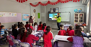 Jandarma, öğrencilere 'Trafik Dedektifleri' eğitimi verdi