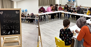 Cumhuriyet İlkokulu’nda ahşap boyama etkinliği