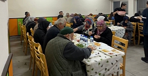 Kargı’da öğrencilerden yaşlılar için iftar programı