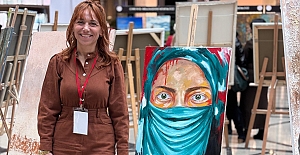 Kargılı öğretmenin eseri Kadınlar Günü sergisinde yer aldı