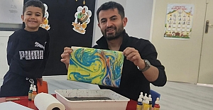 Minik öğrenciler Ebru Sanatıyla tanıştı