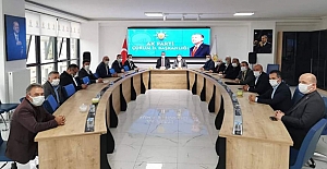Özdemir, İlçe Başkanları toplantısına katıldı