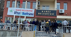 Kargı Belediyesi'nin iftar sofrasına büyük ilgi