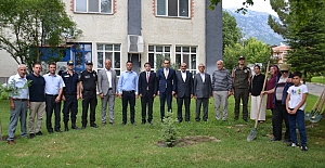 Kargı'da şehitler için fidan dikildi