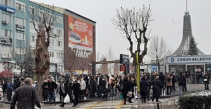 Çorum'da korkutan deprem! Vatandaşlar sokağa döküldü