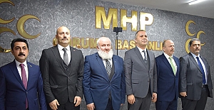 MHP Belediye Başkan aday adaylarını tanıttı