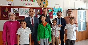 İlçe Milli Eğitim Müdürü Uğur Uluçay'dan Özel Eğitim sınıfına ziyaret