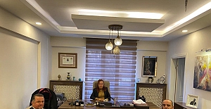 AK Parti İlçe Başkanı Av. Demiral’a hayırlı olsun dileklerini ilettiler